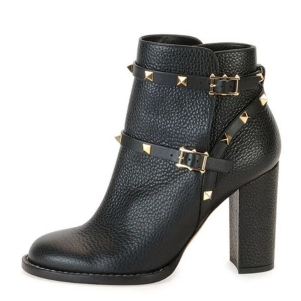 Valentino Garavani Rockstud Block Heel
Black Boot Size (IT 8) (US 8)